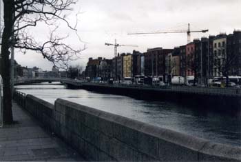 3.4.2003 Dublin - River Liffey