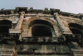 Nimes IV 2003